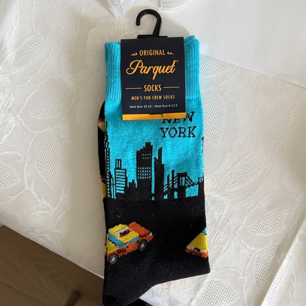 Men's Cityscape Crew Socks - Turquoise and Black .
Men 10-13